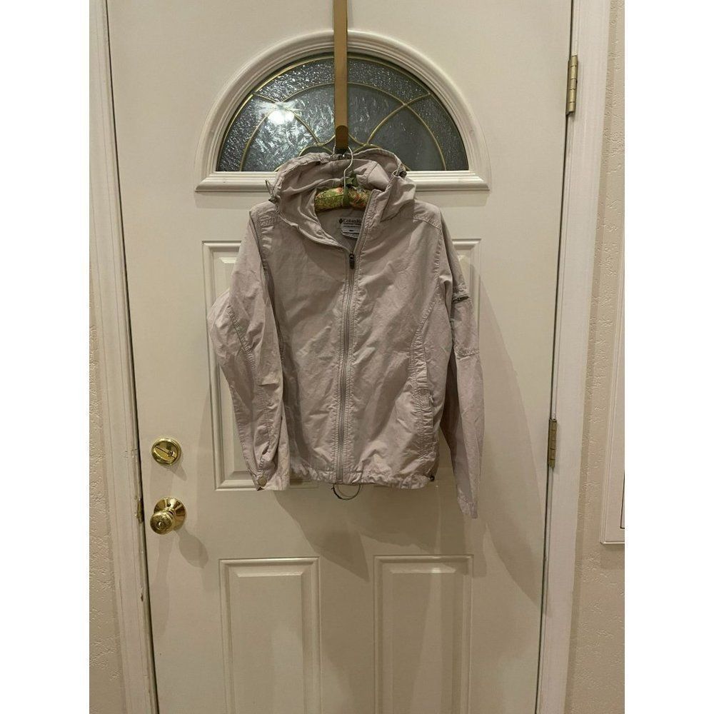 Columbia Women's White Hooded Long Sleeve Small